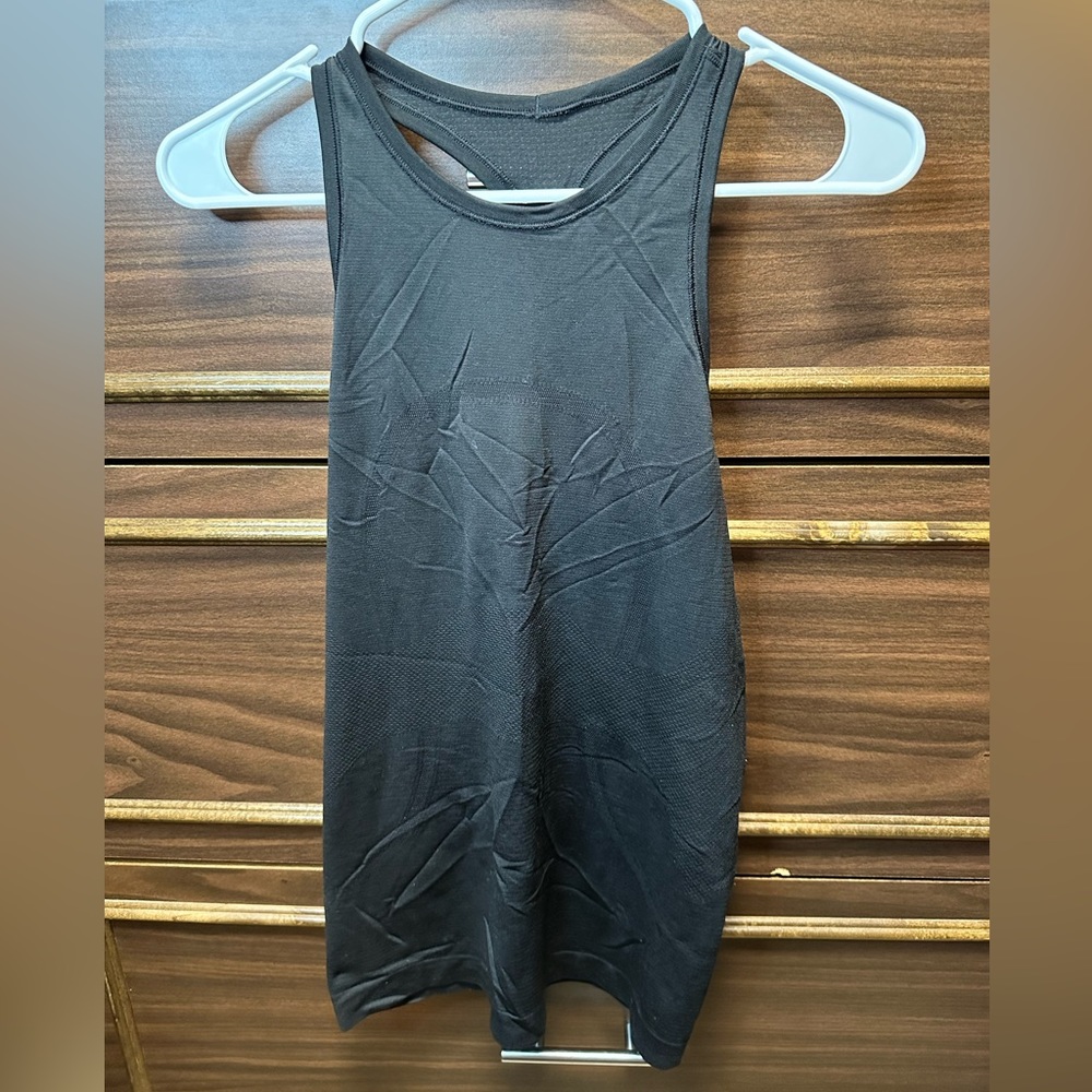 Lululemon Swiftly Tech T-Back Size 6